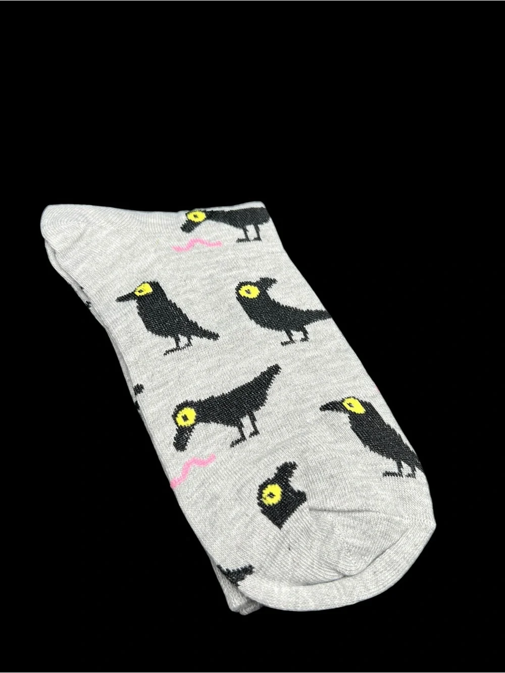 NWT Soft Gray Graphic Crew Socks - Repeating Black Bird Motif 🐦‍⬛